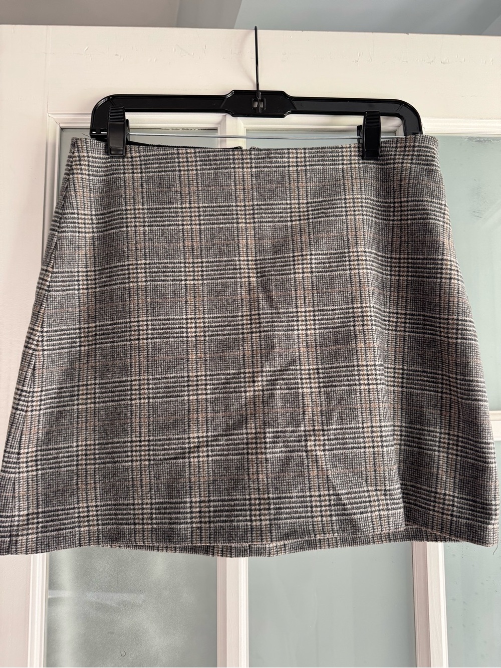 Aritzia Classic Mini Skirt in Plaid Size 10 NWT